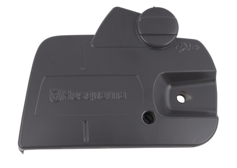 Clutch Cover Husqvarna 135, 435, 435 II, 440 in the group Husqvarna Chainsaw 4-series / Spare parts Husqvarna 435/E chainsaw at Motorsågsbutiken (5363292-05)