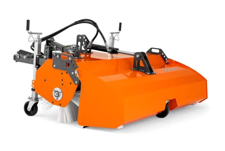Husqvarna brush attachment in the group at Motorsågsbutiken (5471217-01)