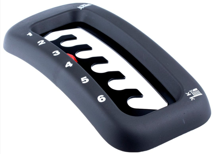 Console in the group at Motorsågsbutiken (5476347-01)