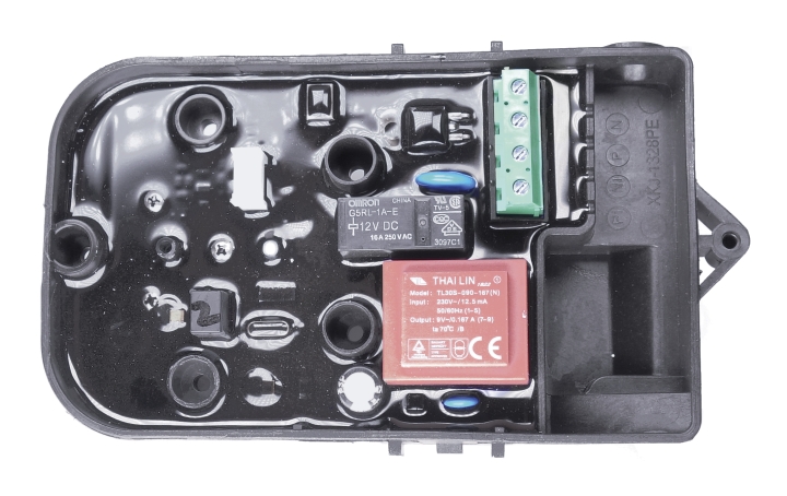 Control unit in the group at Motorsågsbutiken (5885293-01)