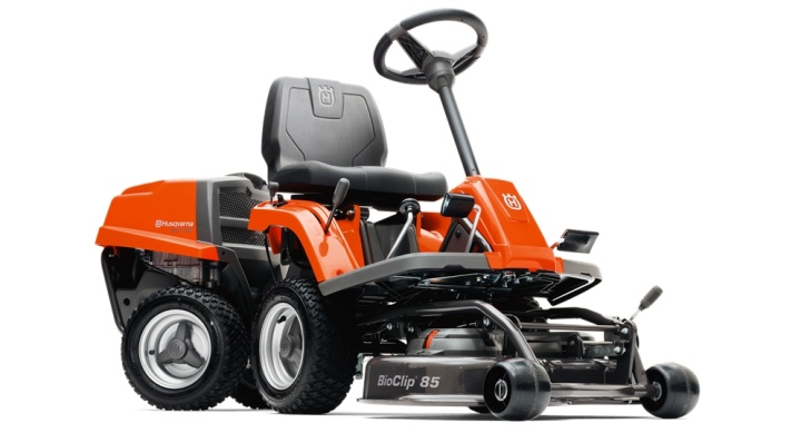 Husqvarna® Rider 112C in the group Forest and Garden Products / Garden Tractors / Riders / Husqvarna Rider at Motorsågsbutiken (9671784-02)