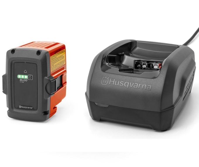 Husqvarna Battery & charger kit BLi30 & QC250 in the group Brushcutter / Battery brushcutters / Batteries and chargers at Motorsågsbutiken (9679377)