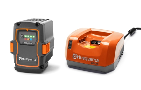 Husqvarna Battery & charger kit B220X & QC330 in the group Chainsaws / Husqvarna battery chainsaws / Batteries and chargers at Motorsågsbutiken (9706078)