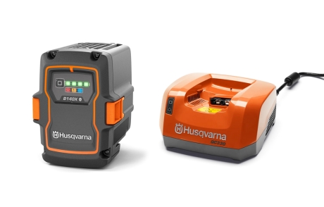 Husqvarna Battery & charger kit B140X & QC330 in the group Chainsaws / Husqvarna battery chainsaws / Batteries and chargers at Motorsågsbutiken (9706079)