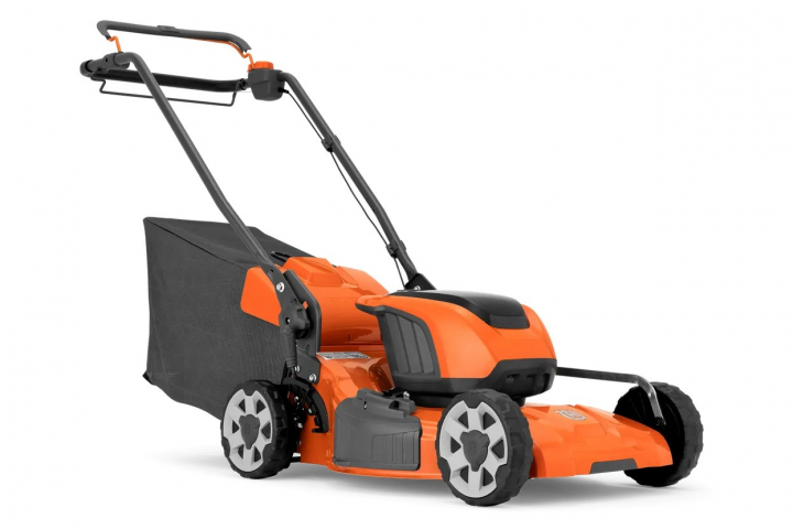 Husqvarna LC 251iS without battery and charger in the group Forest and Garden Products / Lawn mowers / Battery Lawn Mowers at Motorsågsbutiken (9707226-01)