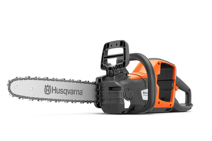 Husqvarna 230i battery chainsaw without battery and charger in the group Forest and Garden Products / Battery operated power tools / Chainsaws at Motorsågsbutiken (9708383-03)