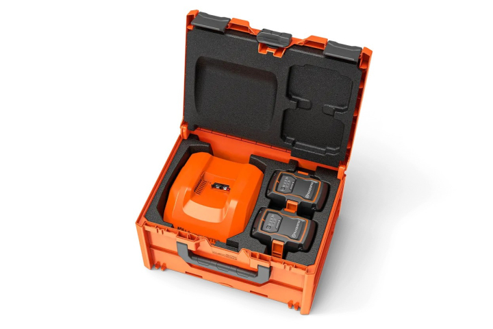 Husqvarna transport box BC1-UN with 2 pcs B220X and 1 pc C500X in the group Brushcutter / Battery brushcutters / Batteries and chargers at Motorsågsbutiken (9708555-01)