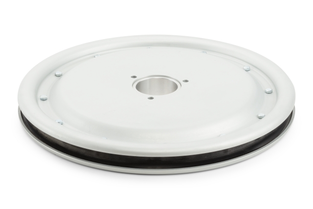Drive wheel with rubber