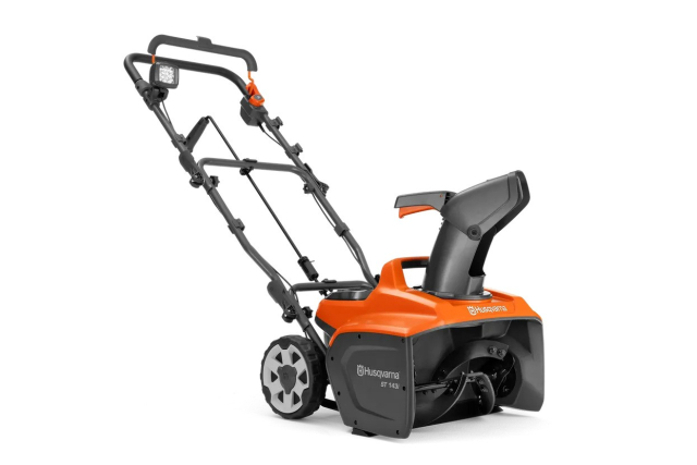 Husqvarna ST 143i Snow Blower