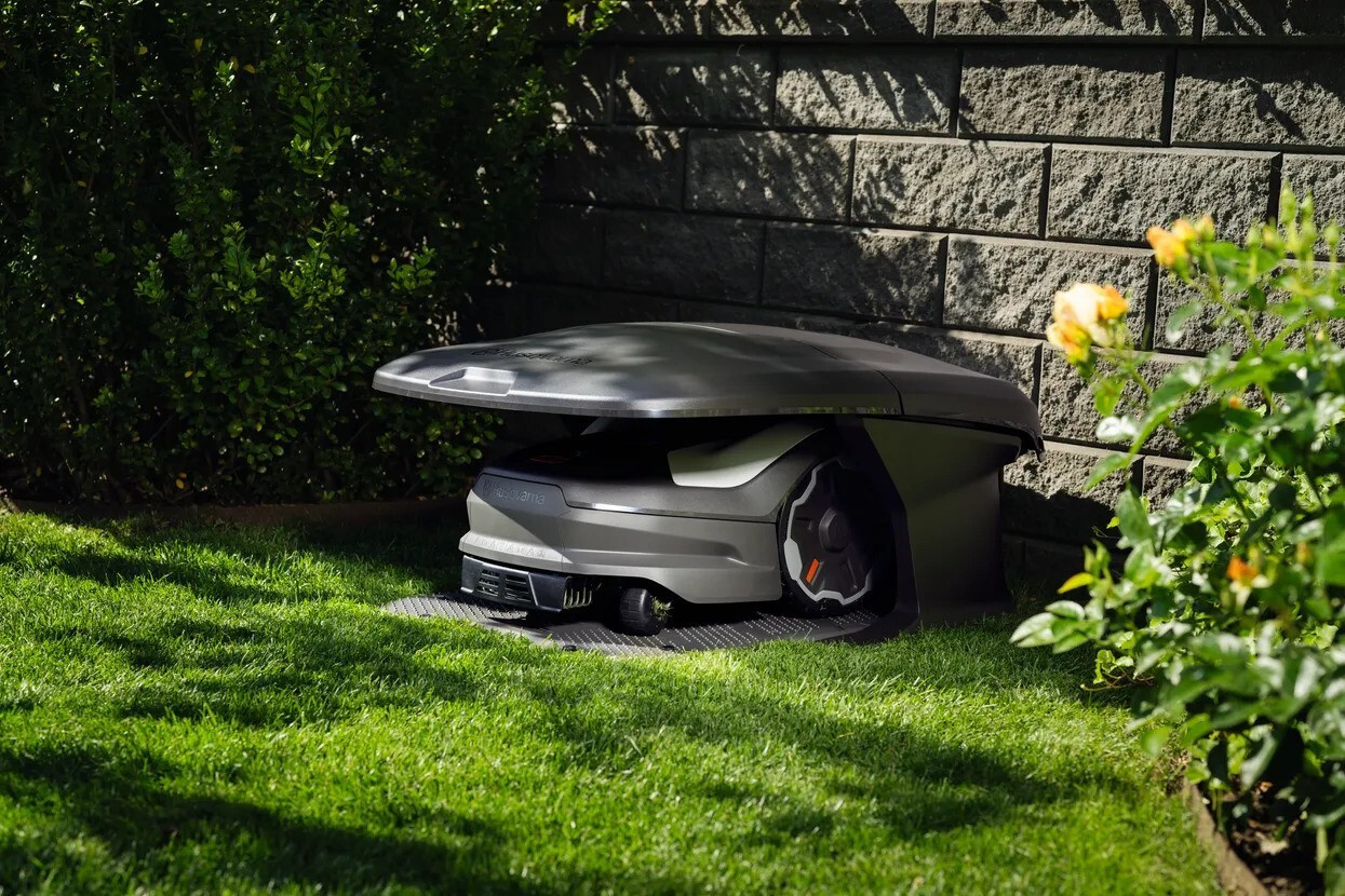 Husqvarna Automower® house (garage) 400 & 500 series