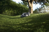 Husqvarna Automower® 320 Nera Robotic Lawn Mower Husqvarna Automower® 320 Nera Robotic Lawn Mower