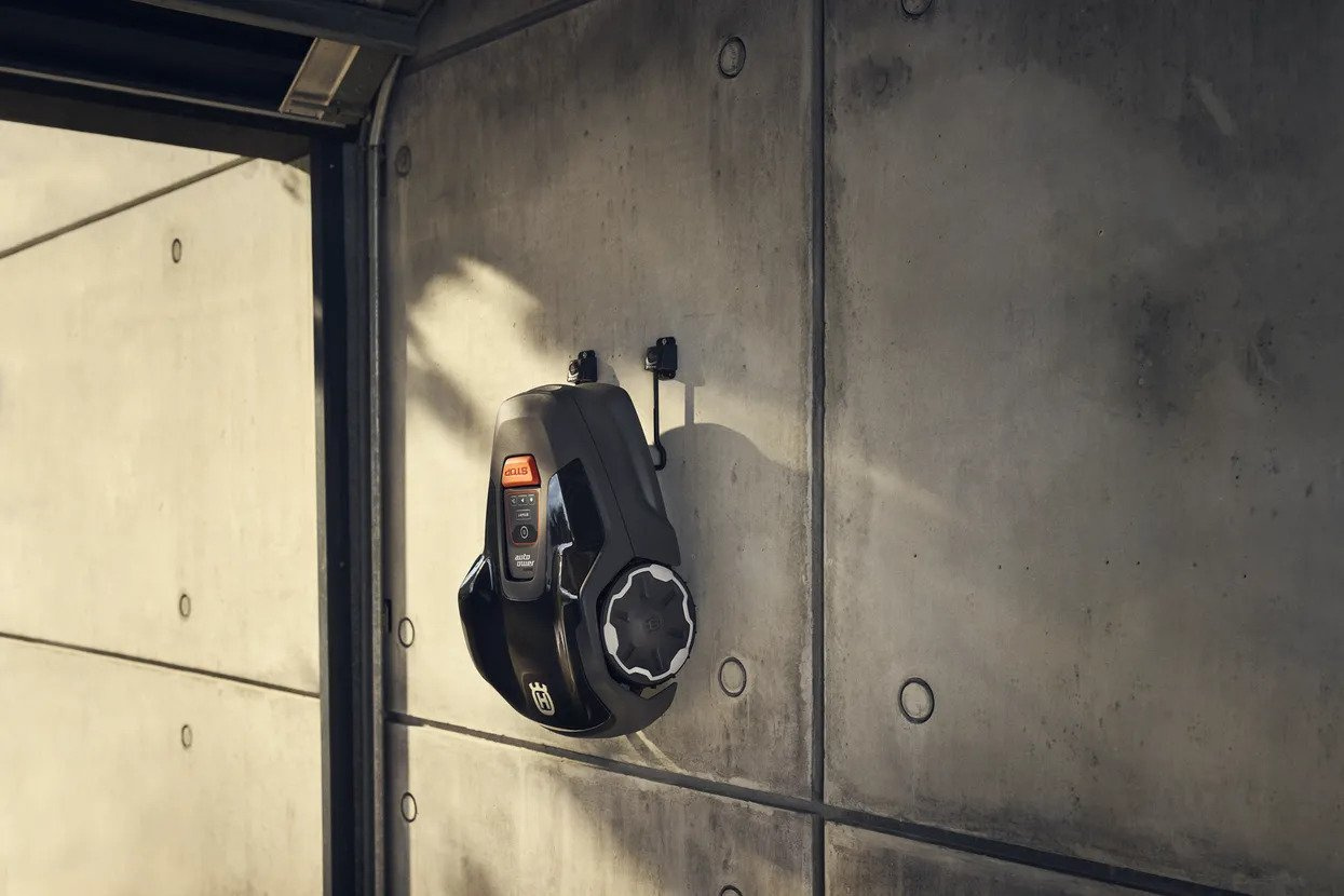 Husqvarna Automower® Aspire R4 Start Kit