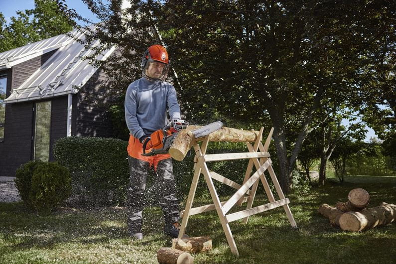 Husqvarna 240i Battery chainsaw