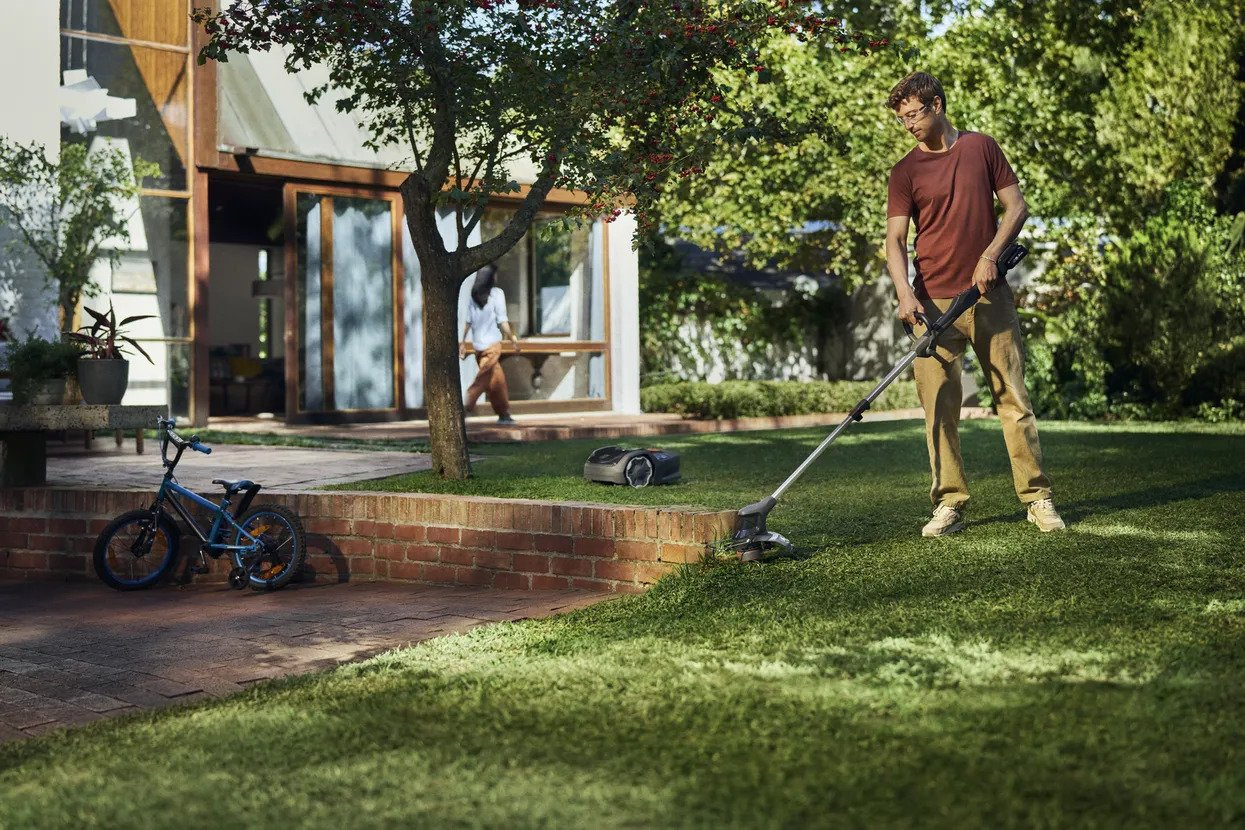 Husqvarna Aspire™ T28 without battery and charger