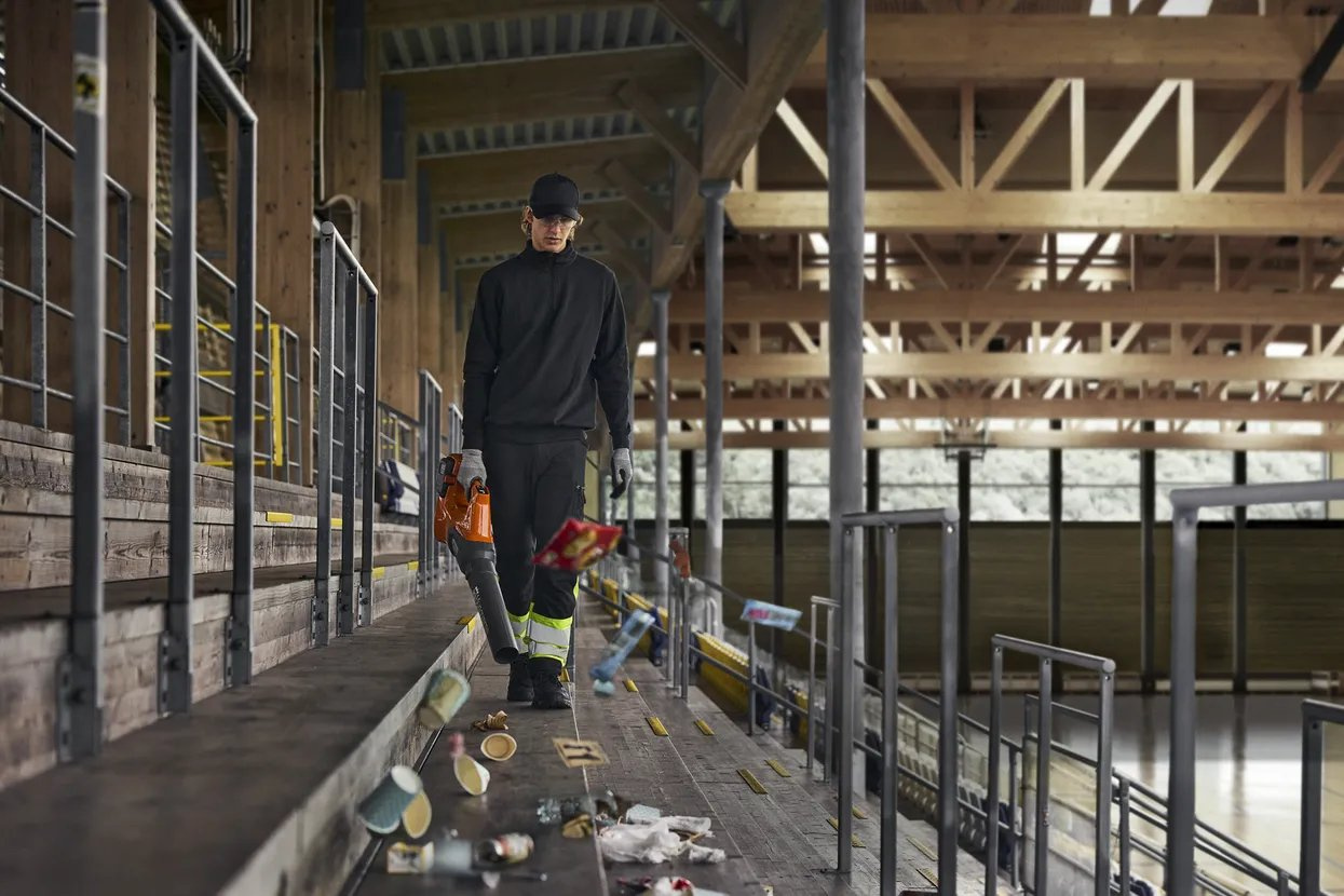 Husqvarna 530iB Battery Leaf Blower Kit