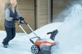 Husqvarna ST 253i Snow Blower Husqvarna ST 253i Snow Blower