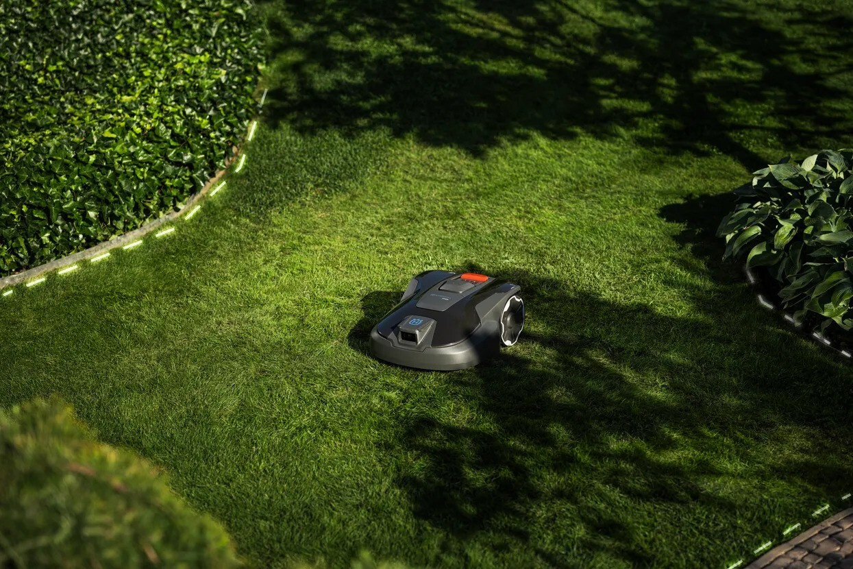 Husqvarna Automower® 308V Robotic Lawn Mower