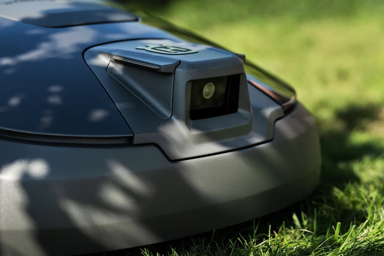 Husqvarna Automower® 308V Robotic Lawn Mower
