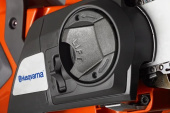 Husqvarna 230i battery chainsaw with battery and charger Husqvarna 230i battery chainsaw with battery and charger
